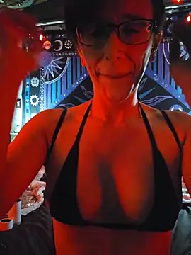 nephilaaranea online show from March 31, 2026, 5:04 pm