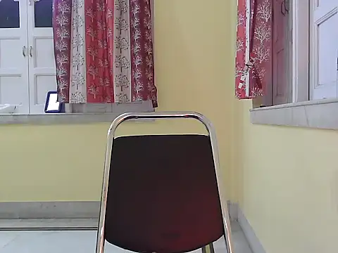 Snapshot of Model-Tanya chatting on November 11, 2025, 5:08 pm Model-Tanya online show from November 11, 2025, 5:08 pm