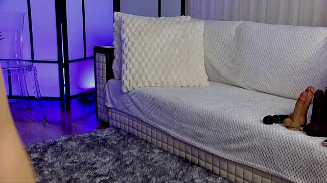 Snapshot of OnlyXandra chatting on November 2, 2025, 5:23 am OnlyXandra online show from November 2, 2025, 5:23 am