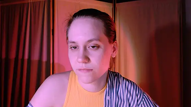 Snapshot of Malinax chatting on March 18, 2025, 11:09 pm Malinax online show from March 18, 2025, 11:09 pm