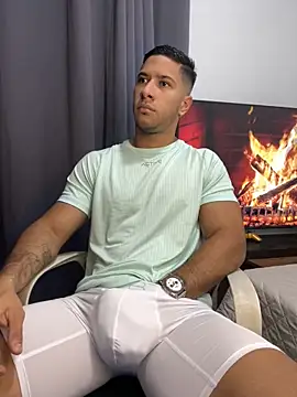 Snapshot of JJ_Shelby chatting on December 19, 2025, 11:18 pm JJ Shelby online show from December 19, 2025, 11:18 pm