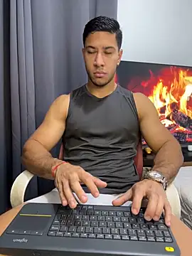 Snapshot of JJ_Shelby chatting on December 16, 2025, 9:41 pm JJ Shelby online show from December 16, 2025, 9:41 pm