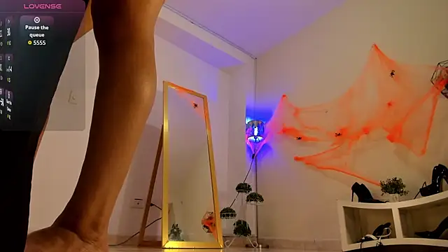 Snapshot of amelyaDreams chatting on October 23, 2025, 7:23 pm amelyaDreams online show from October 23, 2025, 7:23 pm