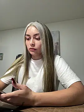 emma oxford online show from February 7, 2026, 12:40 am