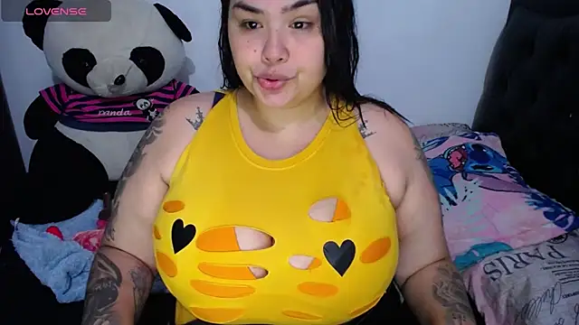 Snapshot of Fernanda_Big_Boobs chatting on July 11, 2026, 1:00 pm Fernanda Big Boobs online show from July 11, 2026, 1:00 pm