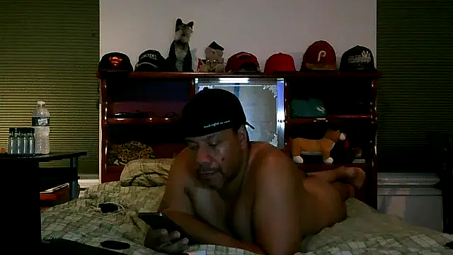 Snapshot of pimpdaddy4ever chatting on September 12, 2025, 3:50 am pimpdaddy4ever online show from September 12, 2025, 3:50 am