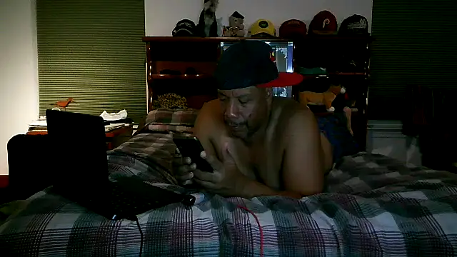 Snapshot of pimpdaddy4ever chatting on October 9, 2025, 2:23 am pimpdaddy4ever online show from October 9, 2025, 2:23 am