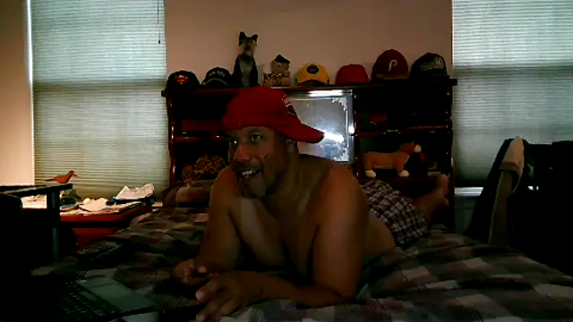 Snapshot of pimpdaddy4ever chatting on October 13, 2025, 7:26 pm pimpdaddy4ever online show from October 13, 2025, 7:26 pm