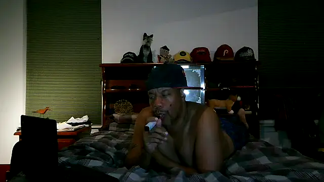 Snapshot of pimpdaddy4ever chatting on October 18, 2025, 1:18 am pimpdaddy4ever online show from October 18, 2025, 1:18 am