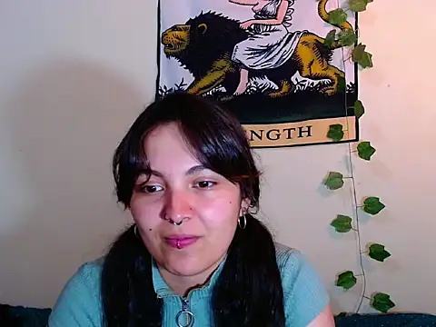 Snapshot of sweetiee_mary chatting on October 27, 2025, 7:59 pm sweetiee mary online show from October 27, 2025, 7:59 pm
