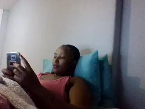 Snapshot of BabeAssXX chatting on February 28, 2025, 5:37 pm BabeAssXX online show from February 28, 2025, 5:37 pm