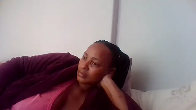 BabeAssXX online show from November 28, 2025, 4:07 pm