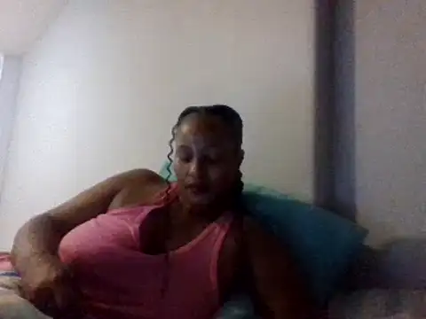 Snapshot of BabeAssXX chatting on February 24, 2025, 5:42 pm BabeAssXX online show from February 24, 2025, 5:42 pm