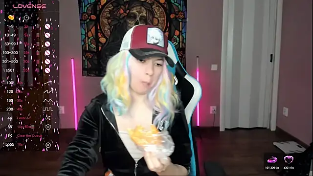 Snapshot of Project_hisoka chatting on November 23, 2025, 6:45 am Project hisoka online show from November 23, 2025, 6:45 am