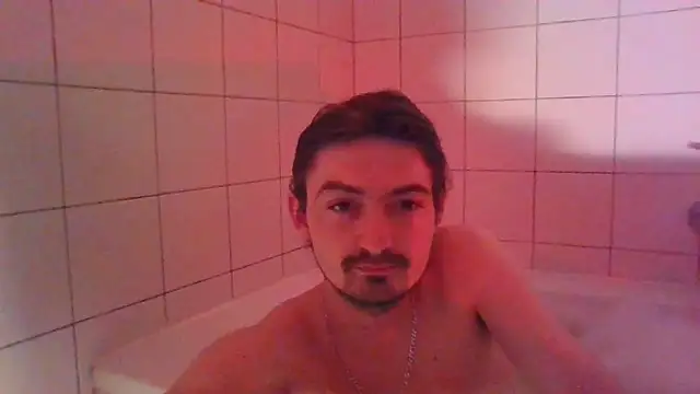 Wesleymodel online show from February 9, 2026, 9:35 pm