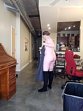 littlelustlamb online show from December 3, 2024, 7:28 pm