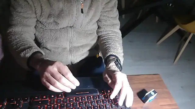 Adri gard online show from March 31, 2026, 8:44 pm