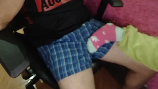 OldManAndGirlishLady online show from June 20, 2026, 2:38 am