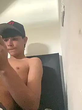 SpicyBoy  online show from October 19, 2025, 7:05 pm