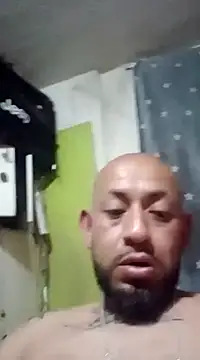 Snapshot of pineda1689 chatting on February 19, 2025, 8:44 am pineda1689 online show from February 19, 2025, 8:44 am