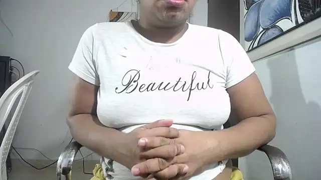 Snapshot of tsbigcock10incock chatting on February 20, 2026, 6:26 am tsbigcock10incock online show from February 20, 2026, 6:26 am