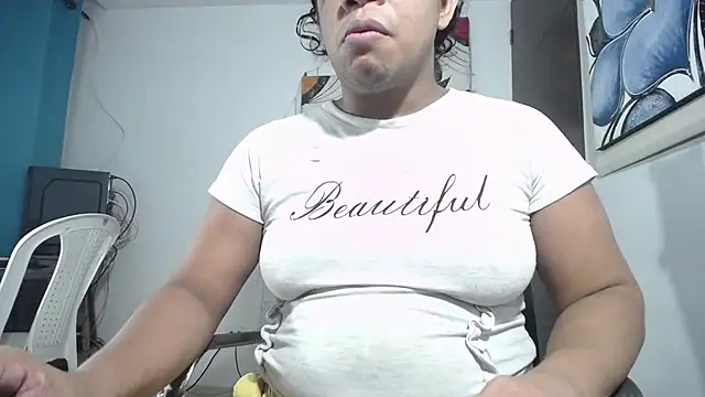 Snapshot of tsbigcock10incock chatting on February 12, 2026, 5:18 am tsbigcock10incock online show from February 12, 2026, 5:18 am