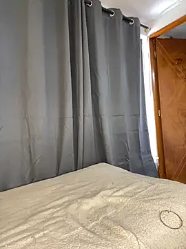 Vonmodel1 online show from December 27, 2024, 4:32 pm