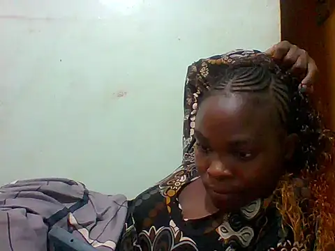 Snapshot of sexxyqueenn22 chatting on December 18, 2025, 5:23 am sexxyqueenn22 online show from December 18, 2025, 5:23 am