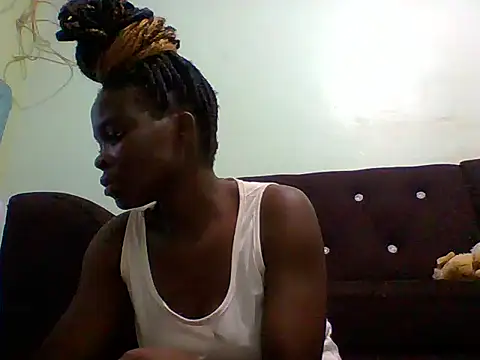 Snapshot of sexxyqueenn22 chatting on October 27, 2025, 9:05 pm sexxyqueenn22 online show from October 27, 2025, 9:05 pm