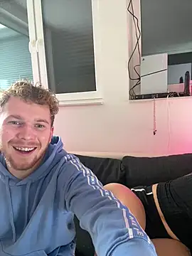 Snapshot of NickyGold_Official chatting on January 11, 2025, 11:34 am NickyGold Official online show from January 11, 2025, 11:34 am