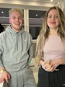 Snapshot of NickyGold_Official chatting on February 25, 2025, 9:04 pm NickyGold Official online show from February 25, 2025, 9:04 pm