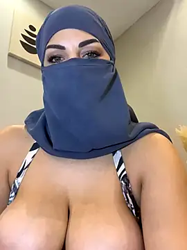 Amberonee31 online show from December 13, 2025, 9:54 pm