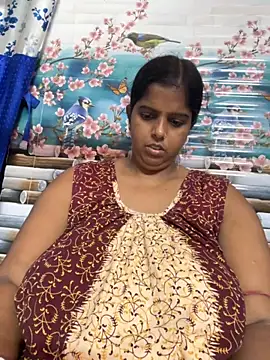 Beauty-queen online show from September 13, 2025, 10:59 am