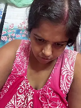 Beauty-queen online show from October 25, 2025, 2:07 pm