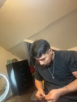 Snapshot of MynameisPaco chatting on December 3, 2025, 12:01 am MynameisPaco online show from December 3, 2025, 12:01 am