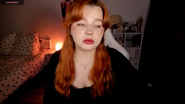  Lisa x online show from November 10, 2025, 5:34 am