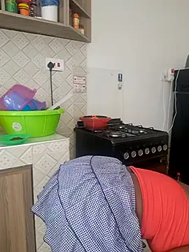 Hotfirespicegiri245 online show from November 17, 2025, 8:18 am