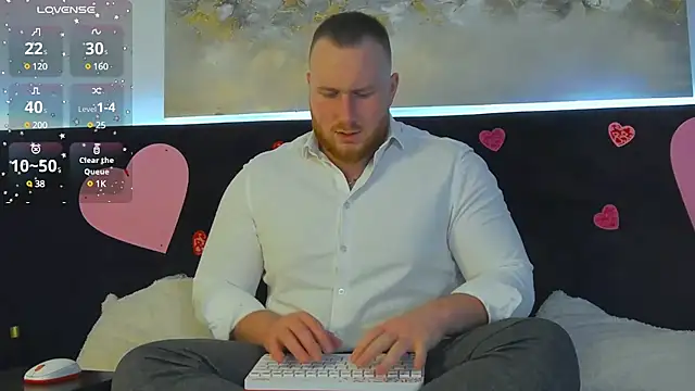 Snapshot of RoddyStill chatting on February 5, 2025, 1:44 pm RoddyStill online show from February 5, 2025, 1:44 pm