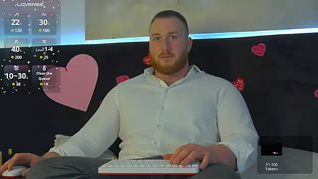 Snapshot of RoddyStill chatting on February 12, 2025, 2:21 pm RoddyStill online show from February 12, 2025, 2:21 pm