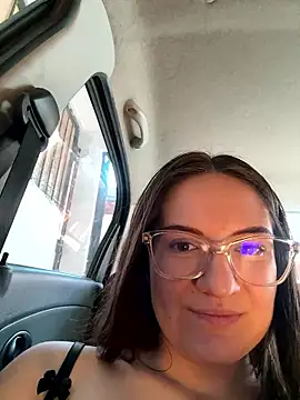 livgomez online show from January 16, 2026, 1:15 pm