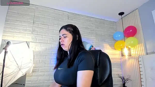 Snapshot of sussy__stone chatting on May 20, 2026, 12:13 pm sussy stone online show from May 20, 2026, 12:13 pm
