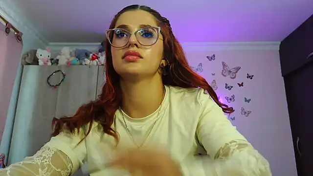 caroline jonson online show from April 19, 2026, 3:24 pm