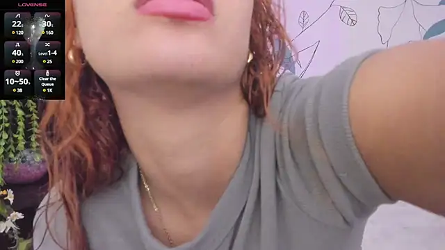 Snapshot of georgina_palacios chatting on February 21, 2025, 2:06 pm georgina palacios online show from February 21, 2025, 2:06 pm