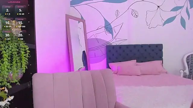 Snapshot of georgina_palacios chatting on February 17, 2025, 9:32 pm georgina palacios online show from February 17, 2025, 9:32 pm