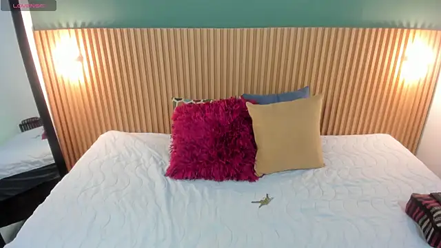 Snapshot of _anavictoria_ chatting on October 7, 2025, 12:28 pm anavictoria online show from October 7, 2025, 12:28 pm