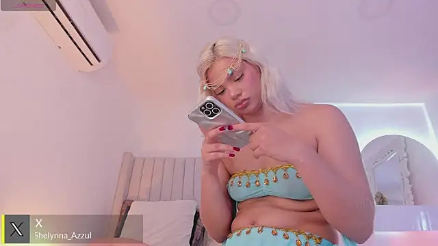 Shelynna azzul online show from October 28, 2025, 8:41 pm