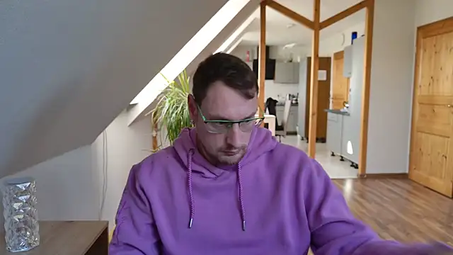 Snapshot of Relsxboy chatting on March 6, 2025, 8:41 am Relsxboy online show from March 6, 2025, 8:41 am