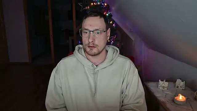 Snapshot of Relsxboy chatting on December 30, 2024, 5:02 pm Relsxboy online show from December 30, 2024, 5:02 pm