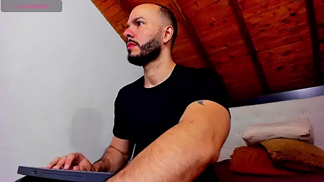 Tom Bailey online show from February 12, 2026, 12:38 pm