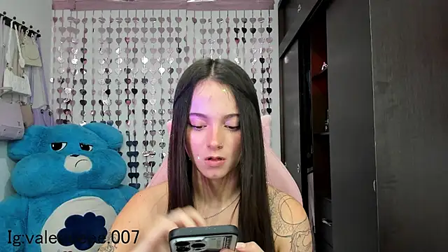 Snapshot of lucyy_tay chatting on December 5, 2024, 12:14 am lucyy tay online show from December 5, 2024, 12:14 am